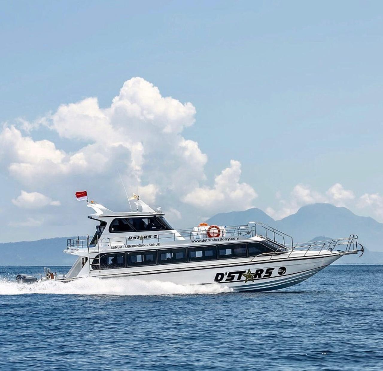 Tour Package One Way Ticket D'Star Fast Ferry in Nusa Lembongan & Penida by SakOcean